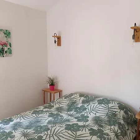 Des Deux Platanes Holiday home